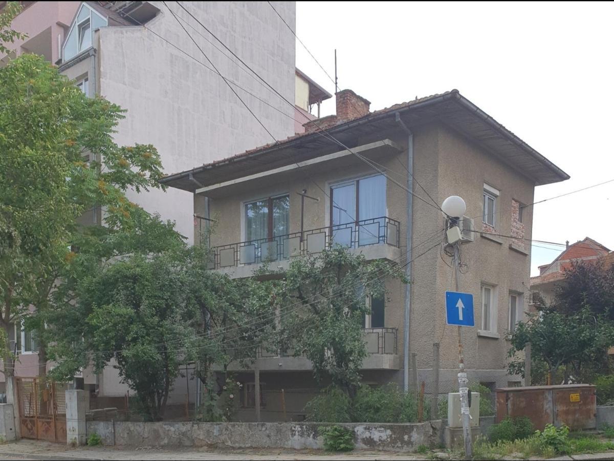 Sunny Apartment Yukarı Cuma Dış mekan fotoğraf